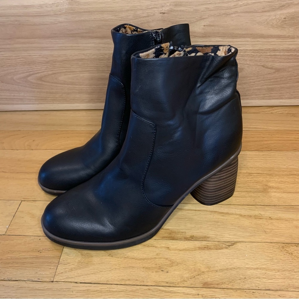 Korks Black Booties with Block Heel - Size 9